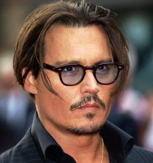 My 4 minute date with Johnny Depp - Savvy Sassy Moms