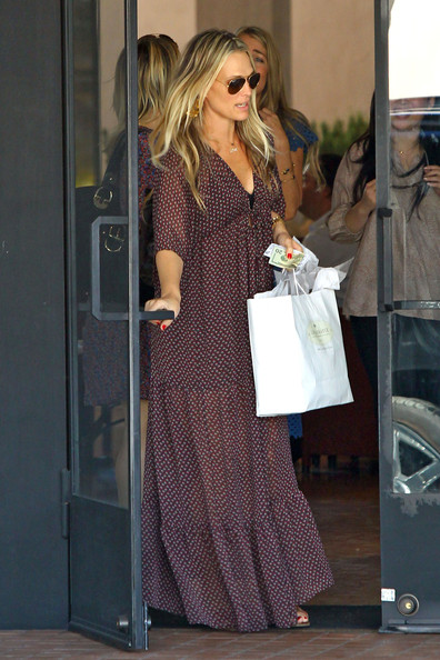 Molly Sims Pregnant Molly Sims Fig Olive Restaurant