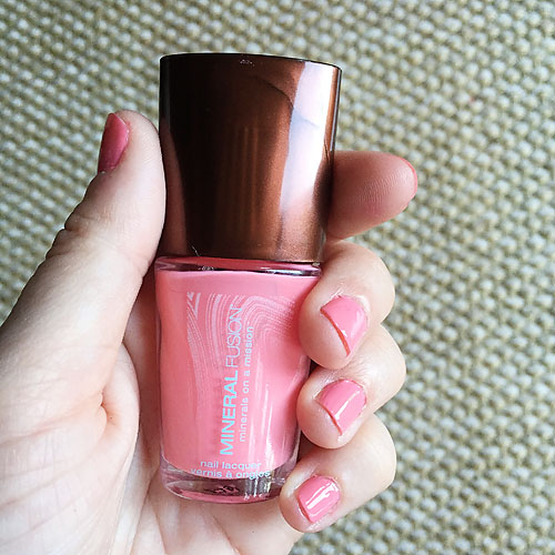 5 Non-Toxic Nail Polishes to Try